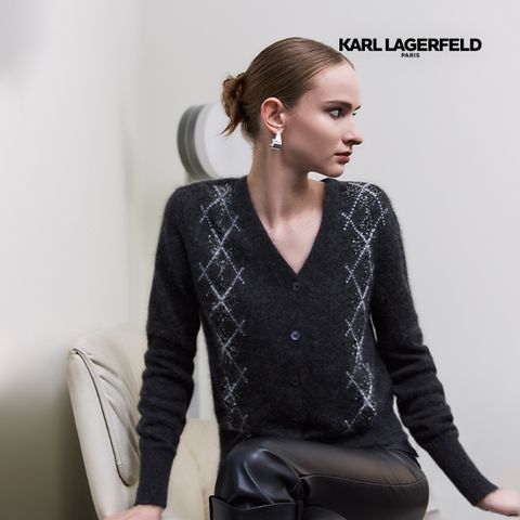 [온플] 칼라거펠트 25FW 폭스블렌드 스팽글 가디건