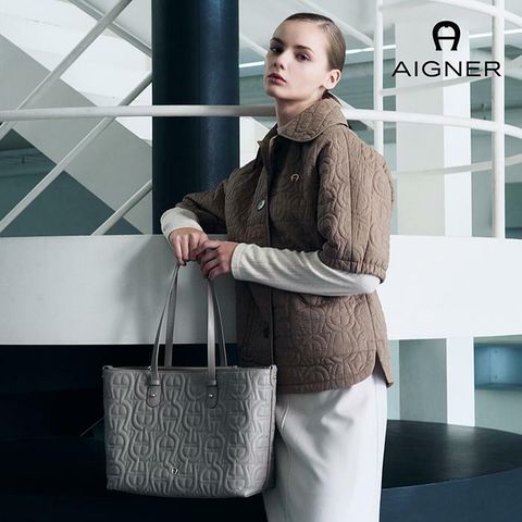 [국민카드5%할인]아이그너 디아도라 (DIADORA) 쇼퍼백