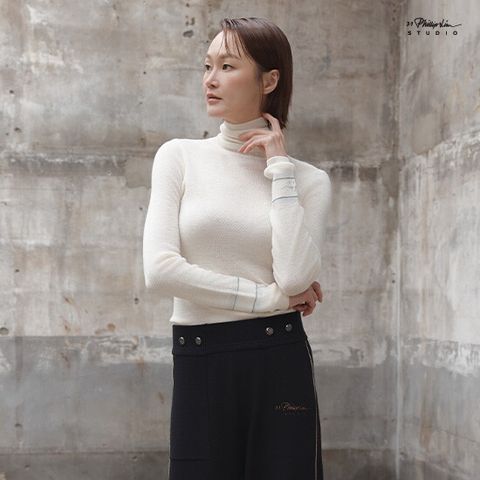 25FW 호주산 메리노울 100 샤이니 시퀸니트