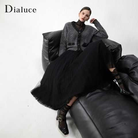 [론칭가 89900원] 디아루체 25 FW 울 블렌딩 스팽글 니트 가디건 1종