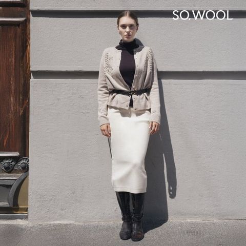 쏘울 25FW 자수 캐시 라운드넥 가디건