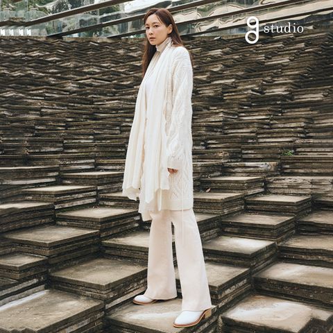 지스튜디오 25FW 캐시미어 블렌드 플레어 기모 코듀로이 팬츠