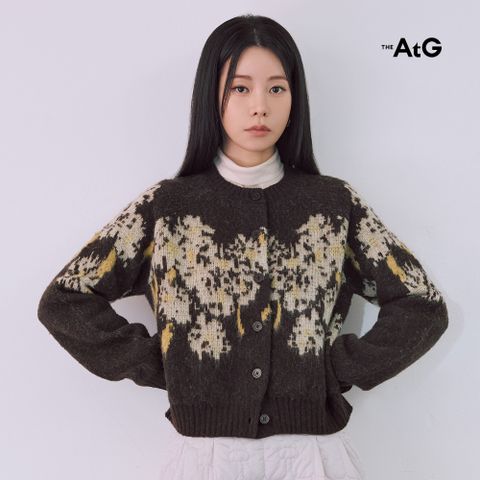 더엣지 25FW 모헤어혼방 플라워 자카드 니트자켓