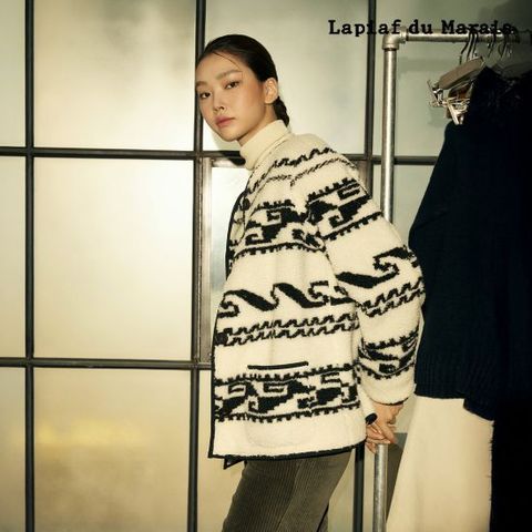 라삐아프 25FW 부클 점퍼 1종