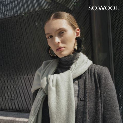 쏘울 25FW 캐시100 니트 숄 머플러