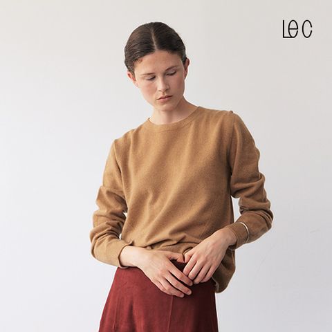 르캐시미어 25FW 캐시미어 100 라운드 풀오버 1종