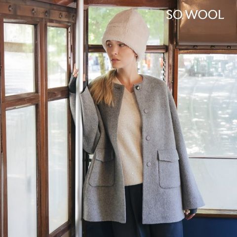 쏘울 25FW 핸드메이드 알파카 케이프 코트