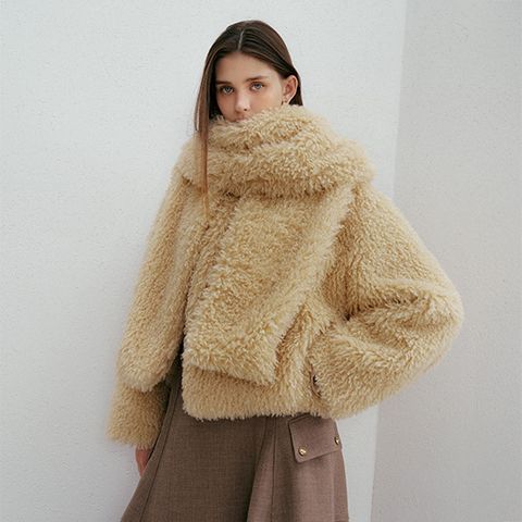 바니스뉴욕 25FW 컬리 퍼코트