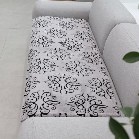 리앤데코 플로리안 카빙극세사 4인용 소파패드