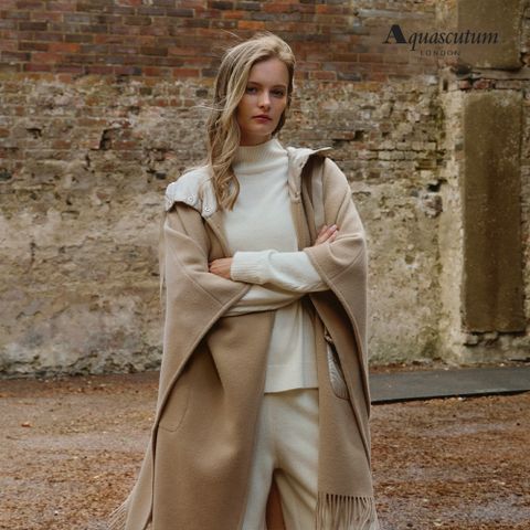 아쿠아스큐텀 25FW 이태리 울 100 케이프 판초