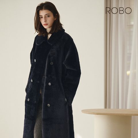 로보 25F/W 프리미엄 라콘 더블 카라 롱 무스탕