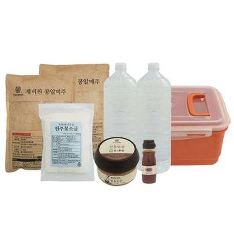 최명희명인 간편 된장만들기세트(콩알메주 1.1kgX2팩+꽃소금 800g+전통된장 500g+전통간장 100ml+생수 2LX2병+누름독 9.5L)