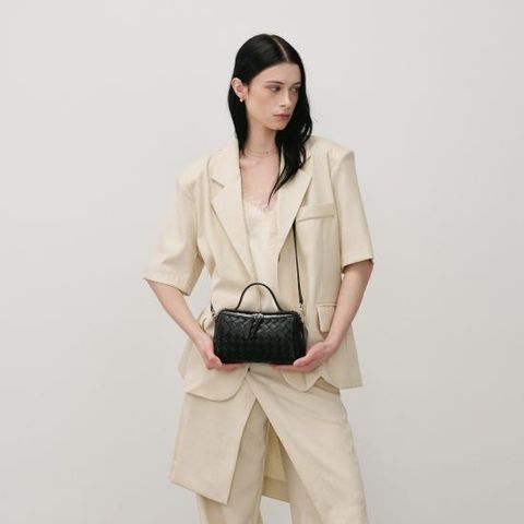 ⑤ 양가죽 인트레치아토 미니 탑핸들 토트백