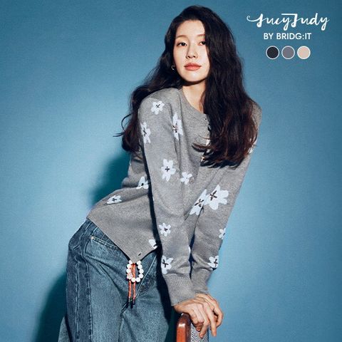 [바이브리짓X쥬시쥬디] 26SS 플라워 아트웍 니트자켓