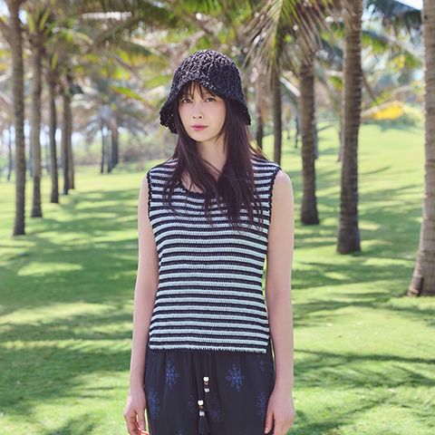 26SS 핸드크로쉐 니트베스트