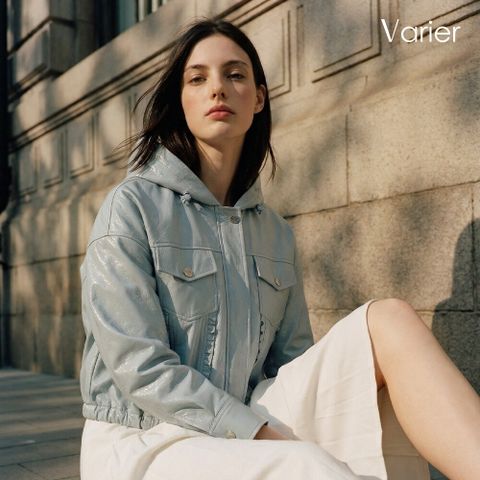26SS 올리비아 SYNTHETIC레더 프릴 후드 자켓