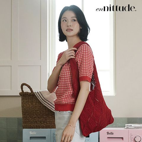 엔니튜드 26SS 크로셰 니트 호보백
