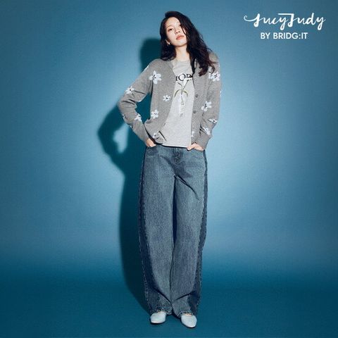 [바이브리짓X쥬시쥬디] 26SS 커브드 블록 데님 밴딩 팬츠(+비즈참키링)