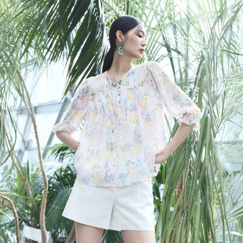 르네크루 26Summer limited 플라워 모티브 블라우스