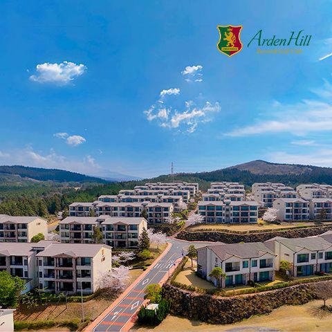 [제주] 아덴힐 리조트 스위트 패키지 3박. 최대 6인까지 무료입실 가능. 12시 레이트 체크아웃 + 조식/골프 할인 제공