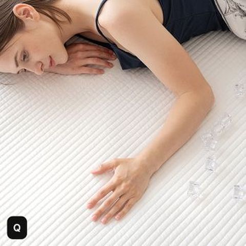 뜨왈드주이 냉감패드 Q