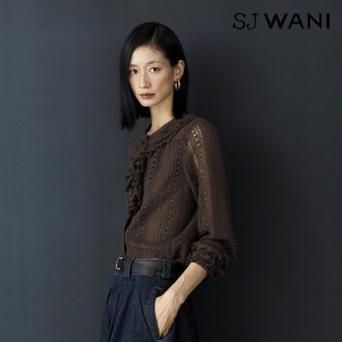 SJ와니 26FW 꾸띄르 레이스 니팅 블라우스 1종
