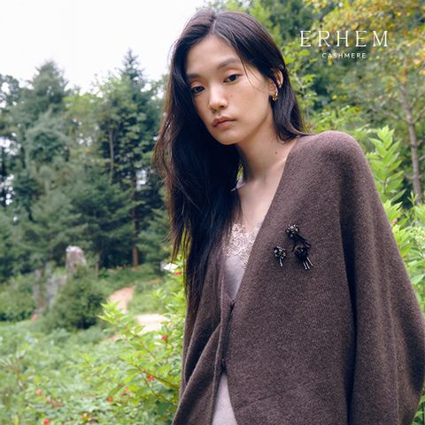 26FW 캐시미어울 100 브로치 케이프 1종
