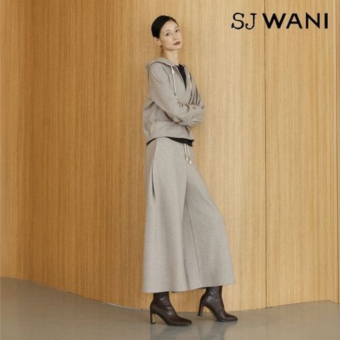 SJ와니 26FW 울블렌드 3D 코쿤 니트 팬츠 1종