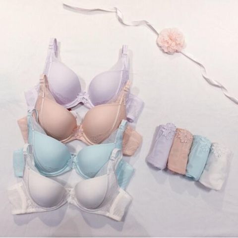 비너스 DB_ 비너스 봄광고 랄랄라 메모리 브라  삼각팬티세트  A B 컵 VBR0928 A B  VPT0928A (VBR0928 A B  VPT0928A)