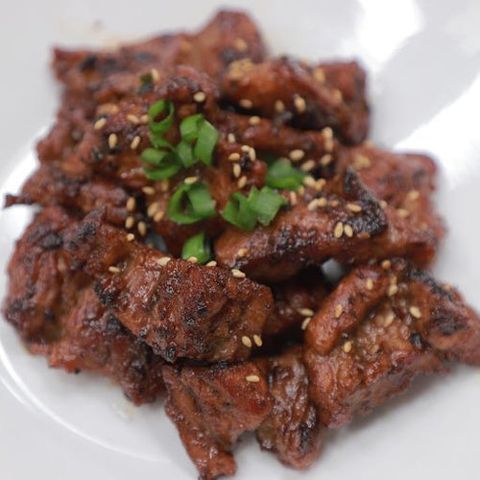 믿어보소 국내산 한돈 암퇘지 양념 도깨비살 양념육 제육볶음 800g