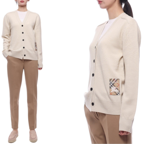 (신세계마산점)[버버리] 25SS 여성 체크 라벨 울 가디건 (8102690 NUTMEG 25S)
