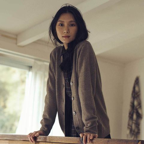 [E.VSEG]앱섹 몽골 캐시미어 100% 하프가디건