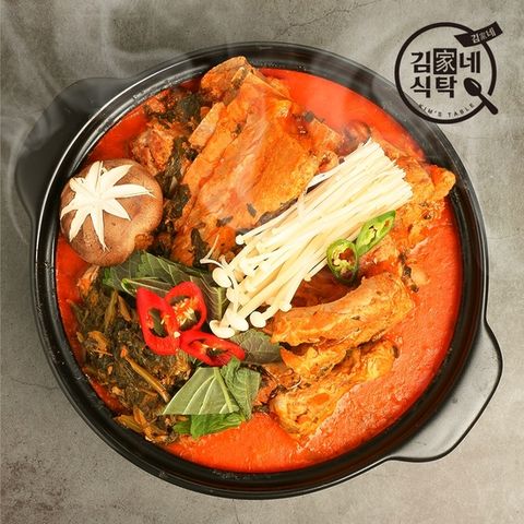 김가네 식탁 감자탕 5kg(9-10인분)+겨자소스 증정/국내산 돈등뼈