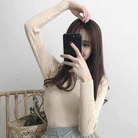 [오노마] ONM 여성 브이넥 골지 긴팔 티셔츠 니트티 슬림핏 이너티