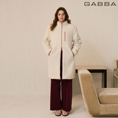 가바 25FW 여성 롱 리버시블 플리스 패딩 점퍼