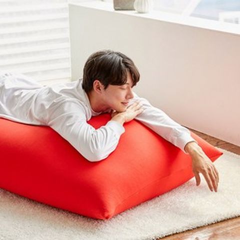 리브맘 맥스 빈백 리클라이너 소파 중형, 비비드레드