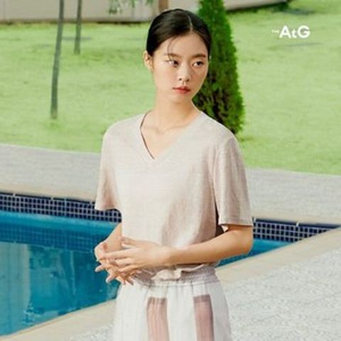 더엣지 론칭가 79 900원 더엣지 23SS 프렌치 린넨100 V넥 티셔츠 3종