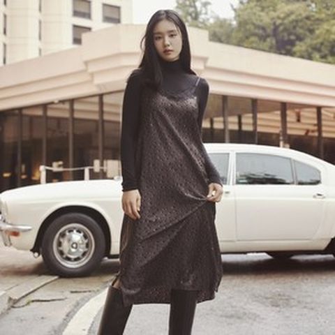 셀렙샵 에디션 24FW 사틴 레이어드 원피스