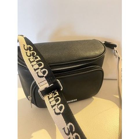 게스 HAILLEY 미니 블랙 크로스숄더백 PURSE 여친선물