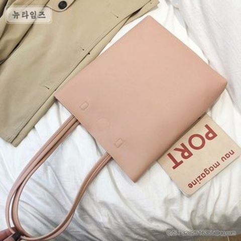 가방 미니백 공효진 에코백 데일리룩 코디 데이트룩