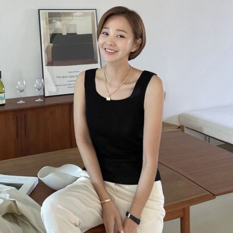 [조아맘] 리던트 스퀘어넥 나시 JT07330
