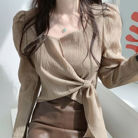 [하젤] 샤이니 크롭 랩블라우스_M1245