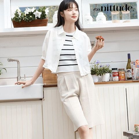 엔니튜드 린넨 핀턱 니트 버뮤다 팬츠