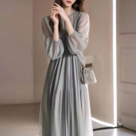 [드레스허그] 플리츠 쉬폰 시스루 포인트 원피스
