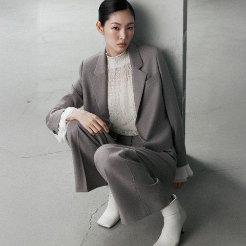 르네크루 25FW 울100% 크롭 재킷