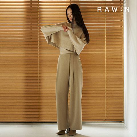 로우앤 25FW 랩 와이드 팬츠 1종