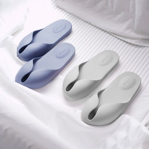 (2개세트)욕실문에 걸리지 않는 신개념 욕실화 슬림퍼