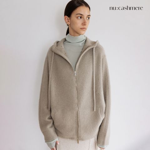 누캐시미어 25FW 라쿤울 스팽글 후드집업