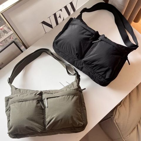 캐주얼 멀티 포켓 크로스백 