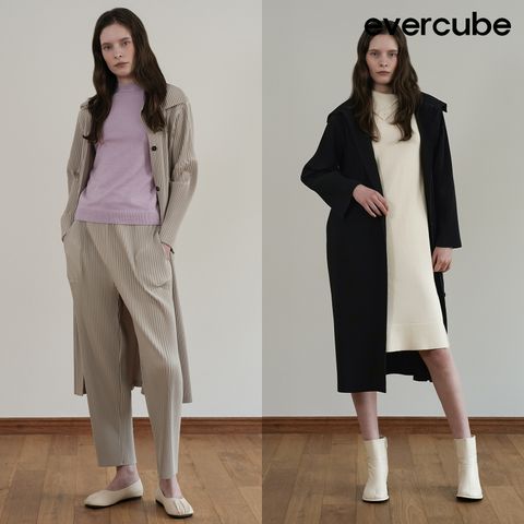 에바큐브 크리스탈플리츠 트렌치 롱코트